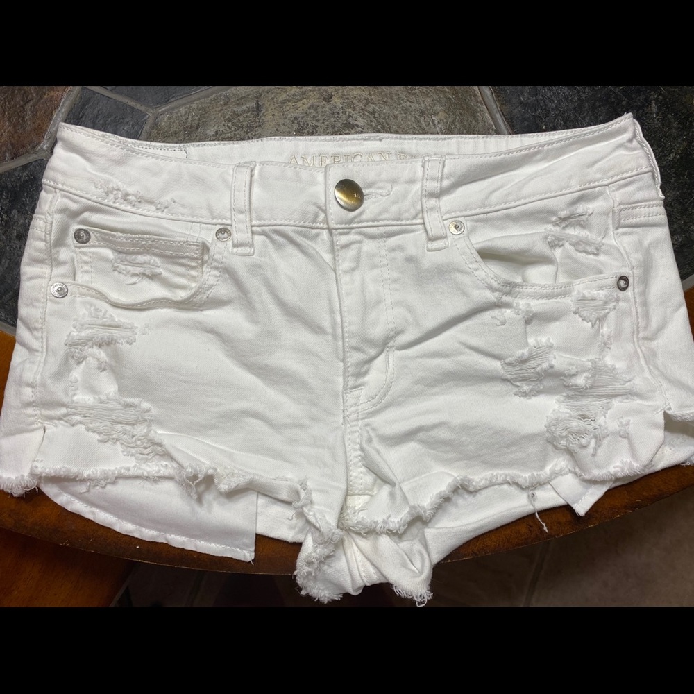 American Eagle Mid-rise shorties